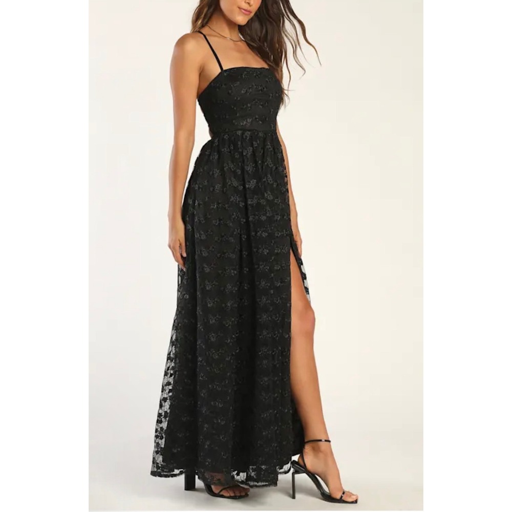 NWT Lulus Pursuing‎ Elegance Black Floral Embroidered Lace-Up Maxi Dress Medium - Picture 2 of 9
